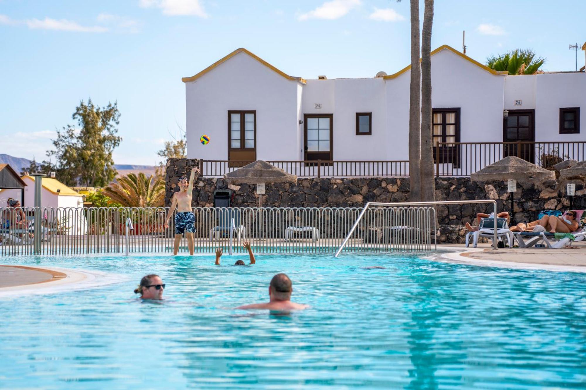 Hotel Elite Fuerteventura By Ecr Caleta de Fuste Exterior foto