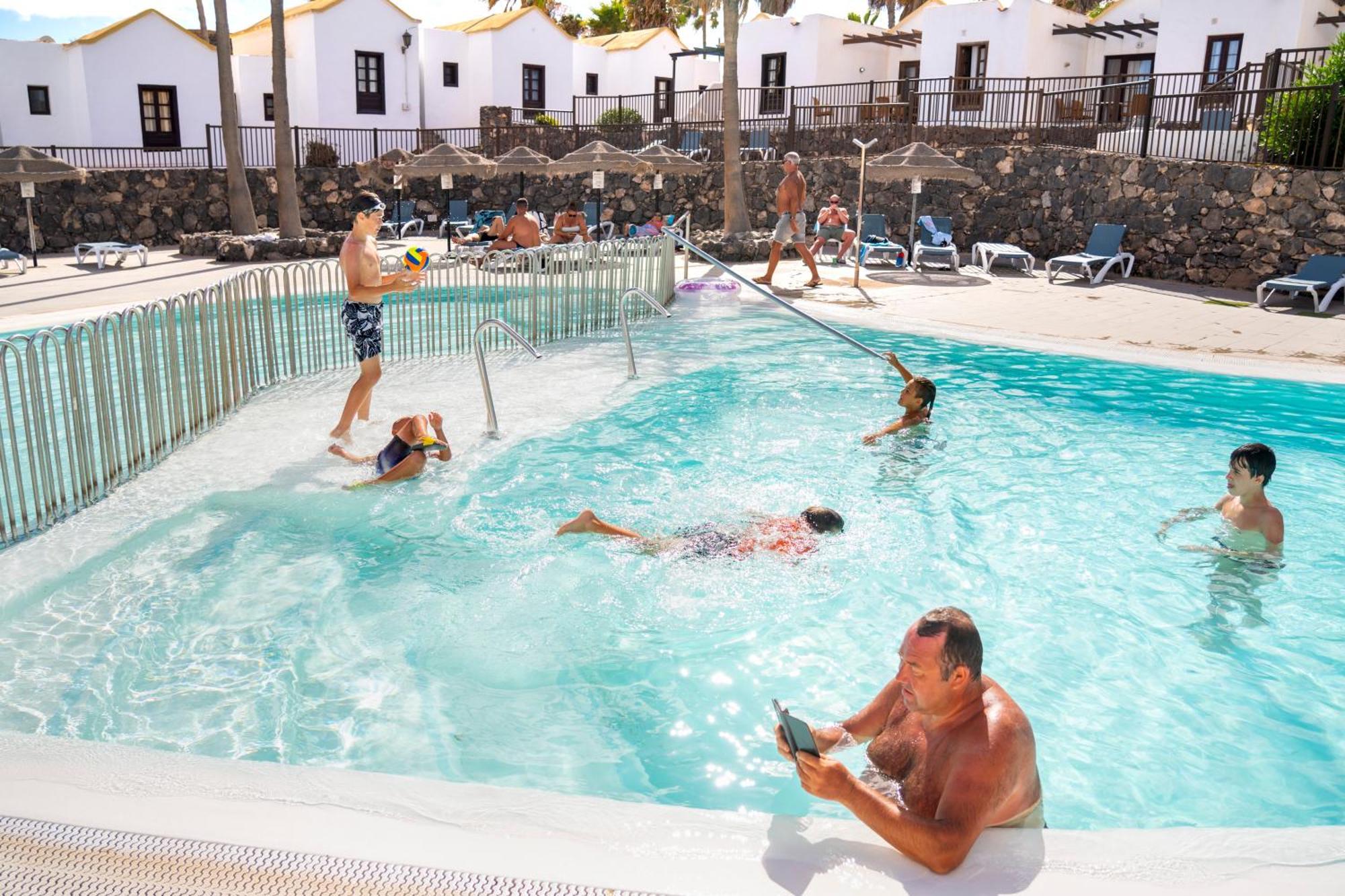 Hotel Elite Fuerteventura By Ecr Caleta de Fuste Exterior foto